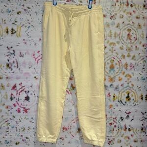 Aritzia yellow sweatpants